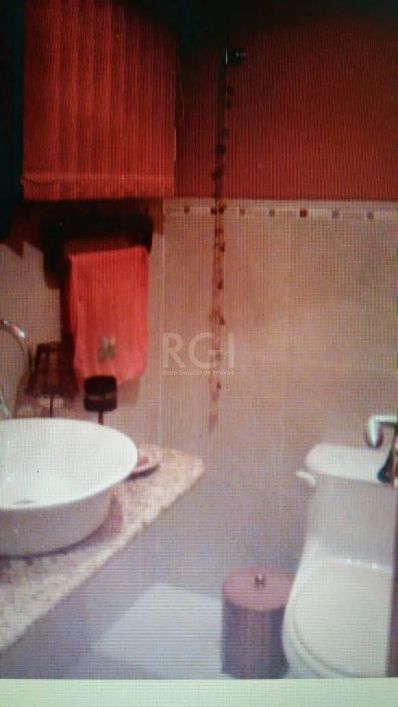 Casa para Venda - 198m², 3 dormitórios, sendo 1 suites, 2 vagas - Jardim Planalto