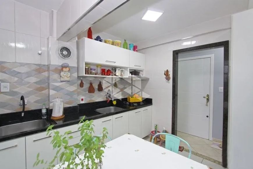 Apartamento 2 quartos mobiliado no centro proximo da UFRGS