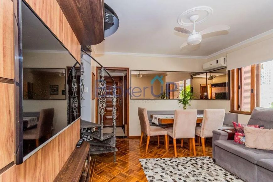 Apartamento Duplex/Cobertura em Azenha - Porto Alegre
