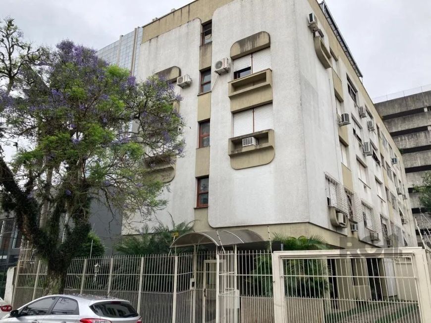 Apartamento - 3 dormitórios - 144,71 m² - Menino Deus