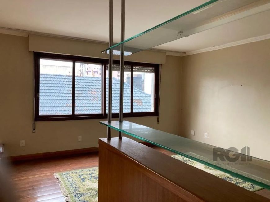 Apartamento - 3 dormitórios - 144,71 m² - Menino Deus