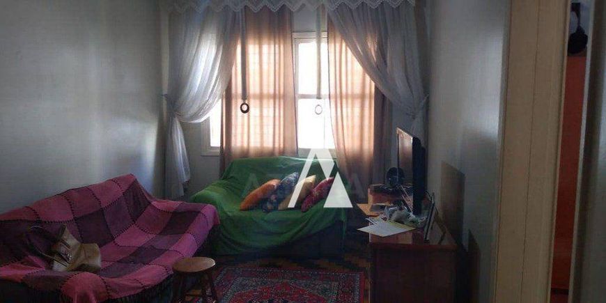 Apartamento com 02 dormitórios à venda, 63 m² por R$ 215.000 - Praia de Belas - Porto Alegre/RS.