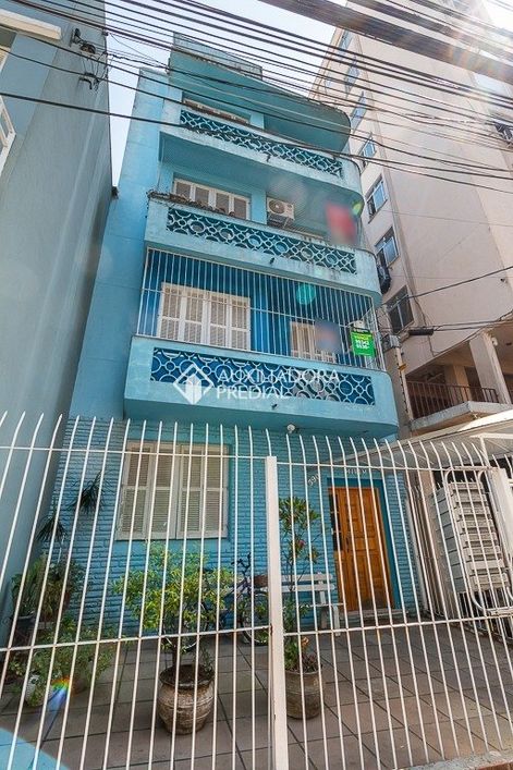 Desocupado, entrega imediata! Excelente estado de conservação!