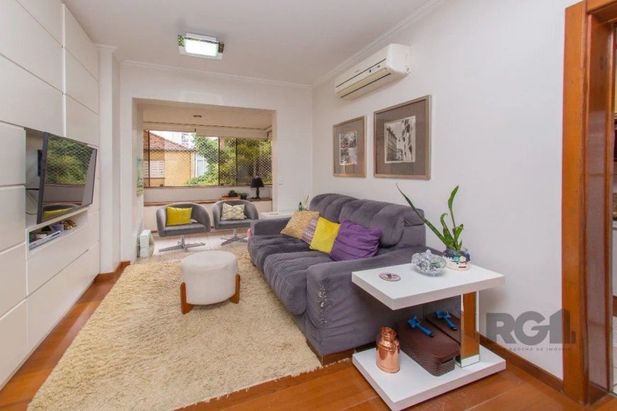 Apartamento para Venda - 73.28m², 3 dormitórios, suíte e 1 vaga - Menino Deus
