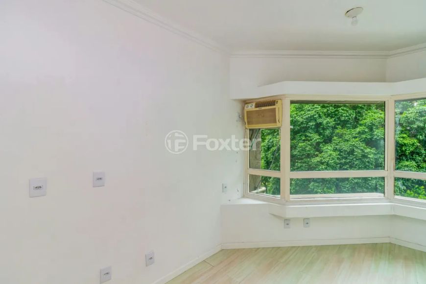 Sala / Conjunto Comercial à venda Avenida Protásio Alves, Rio Branco - Porto Alegre