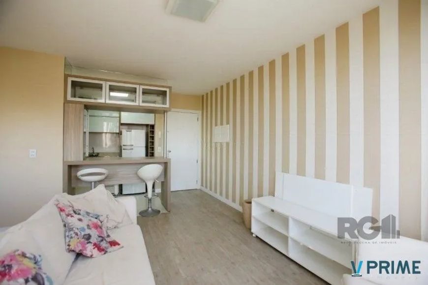 Apartamento 1 dormitório, 1 banheiro, 2 vagas de garagem no Bairro Independência