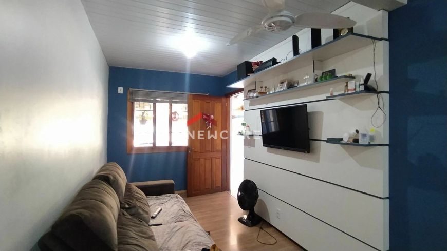 Casa em Rua Delmar Kuhn - Hípica - Porto Alegre/RS