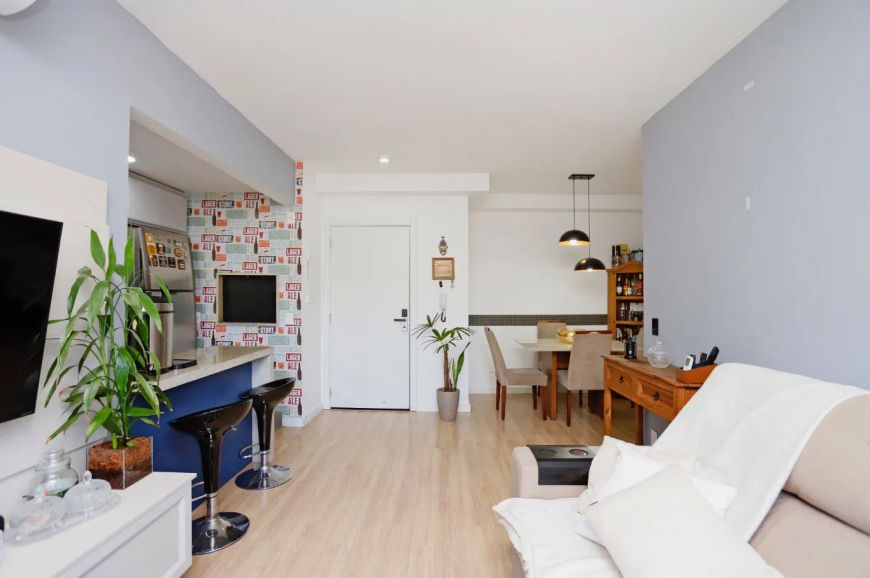 Apartamento com 2 quartos, suite e vaga, no Bairro Navegantes