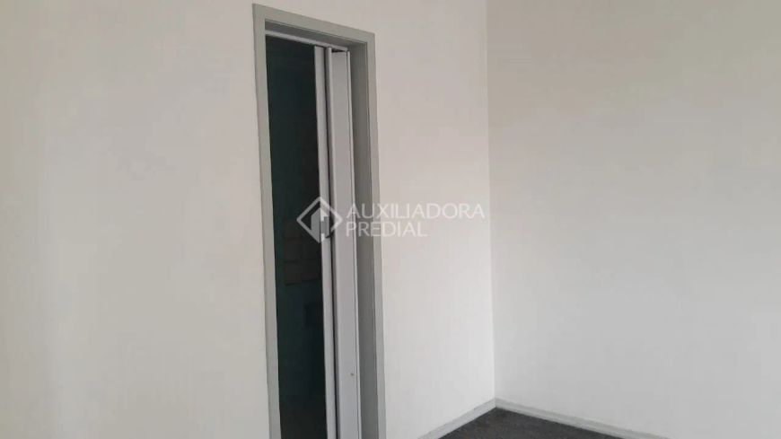 Sala Comercial com vaga de estacionamento