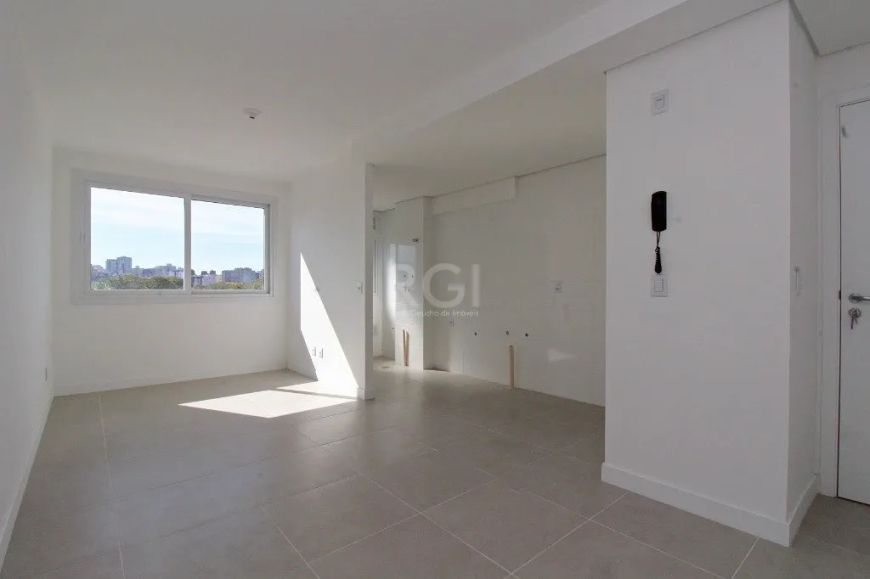 Ótimo apartamento com 58m² na Cidade Baixa! O imóvel conta com 02 dormitórios, banheiro social, livi