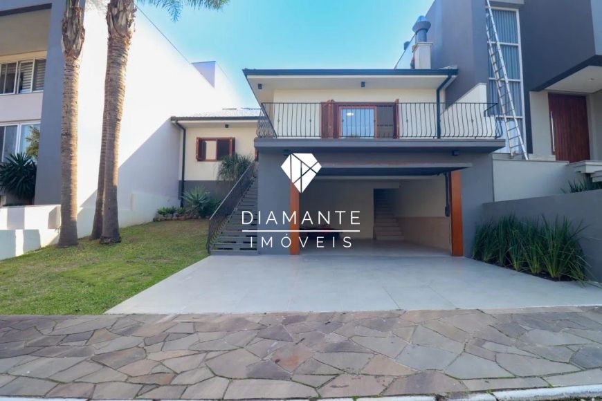 CASA 3D NO CONDOMÍNIO ALTOS DO LAGOS