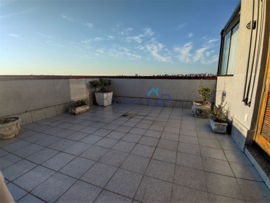 Apartamento Duplex/Cobertura em Santo Antônio - Porto Alegre, RS