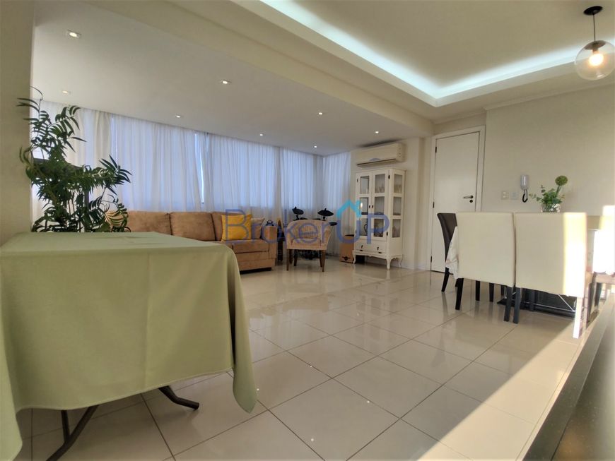 Apartamento Duplex/Cobertura em Santo Antônio - Porto Alegre, RS
