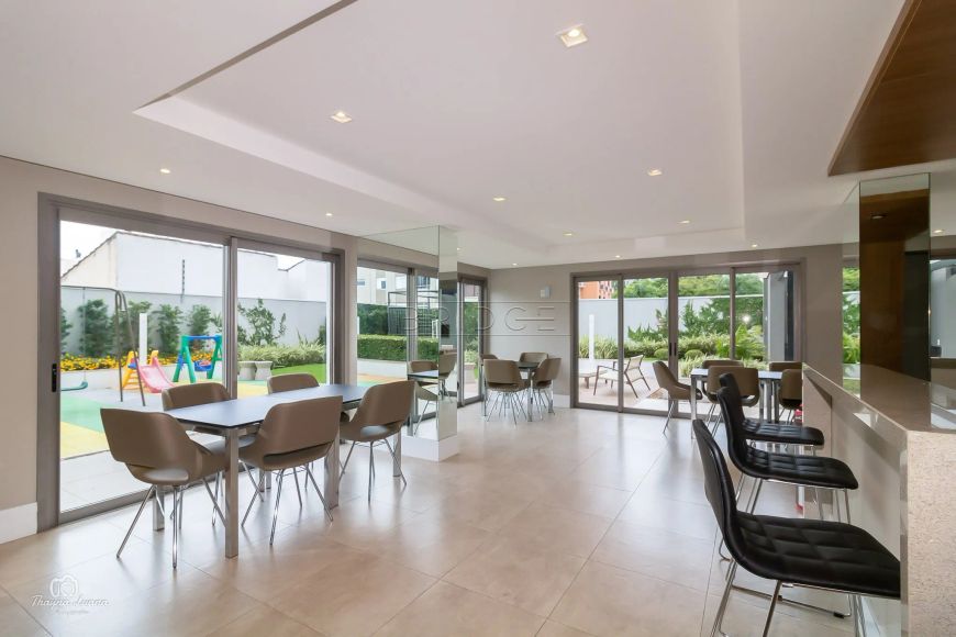 Apartamento com 3 dormitórios no Menino Deus