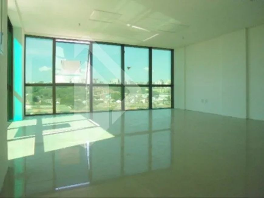 Escritório à venda no bairro Santa Maria Goretti com área útil de 53 m² disponível.
