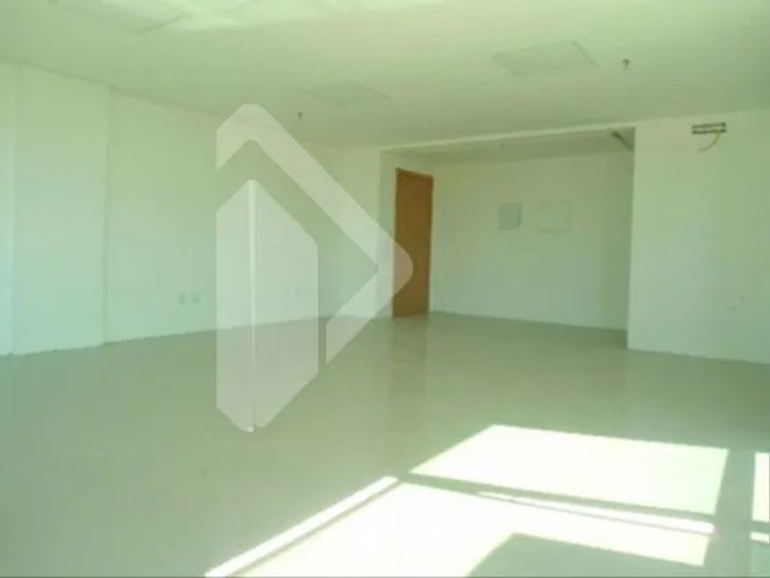 Escritório à venda no bairro Santa Maria Goretti com área útil de 53 m² disponível.