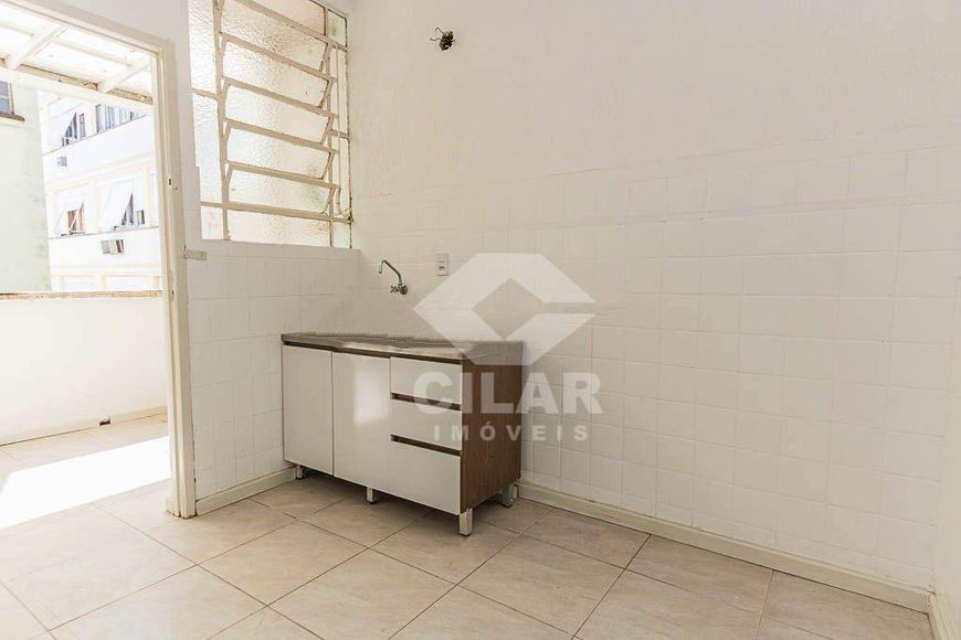 Apartamento com 2 dormitórios à venda, 64 m² por R$ 235.000,00 - Menino Deus - Porto Alegre/RS