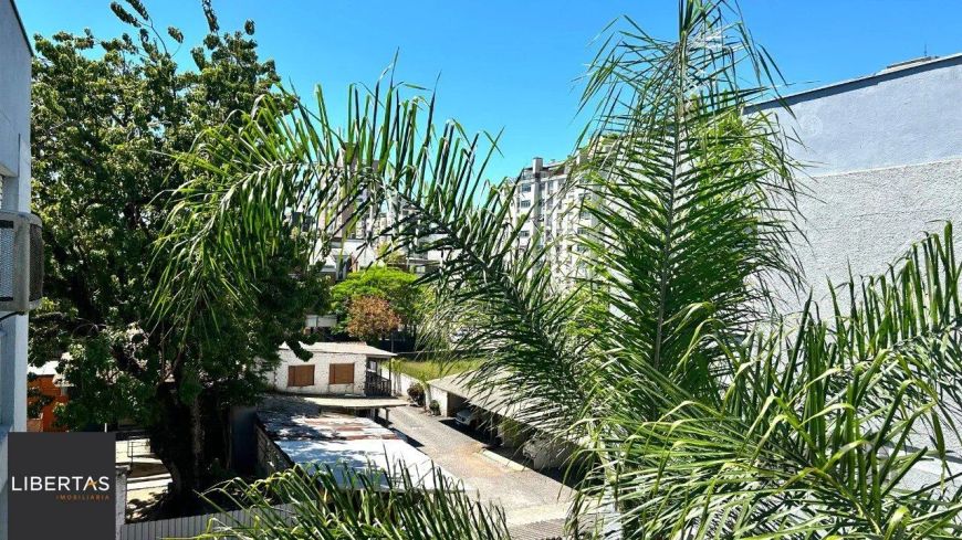 Apartamento 4 dormitórios à venda Menino Deus Porto Alegre/RS