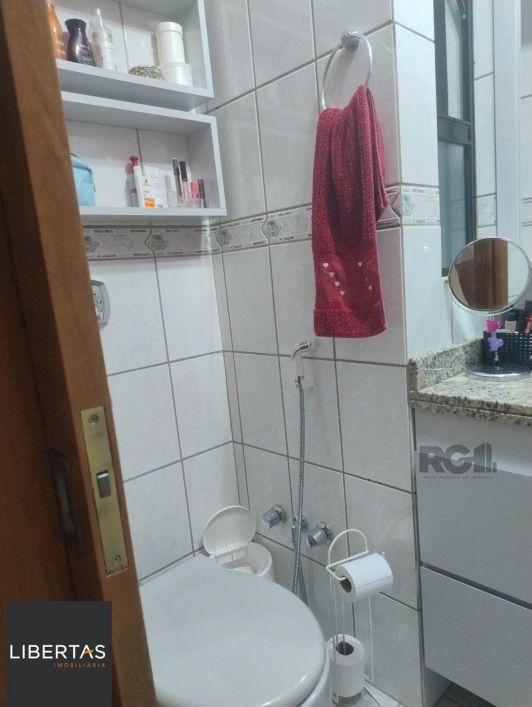 Apartamento para Venda - 72.98m², 3 dormitórios, suíte e 1 vaga - Menino Deus