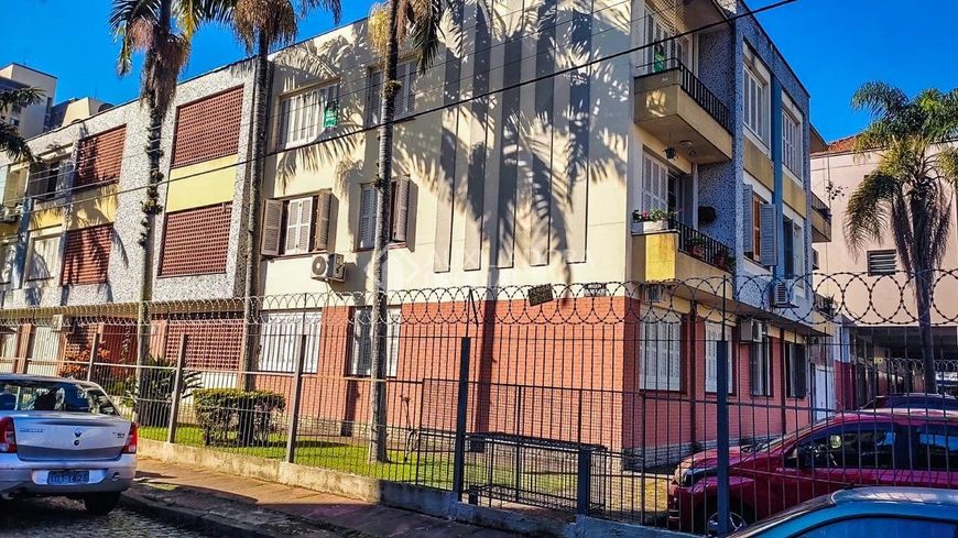 Apartamento de 3 dormitórios no Menino Deus