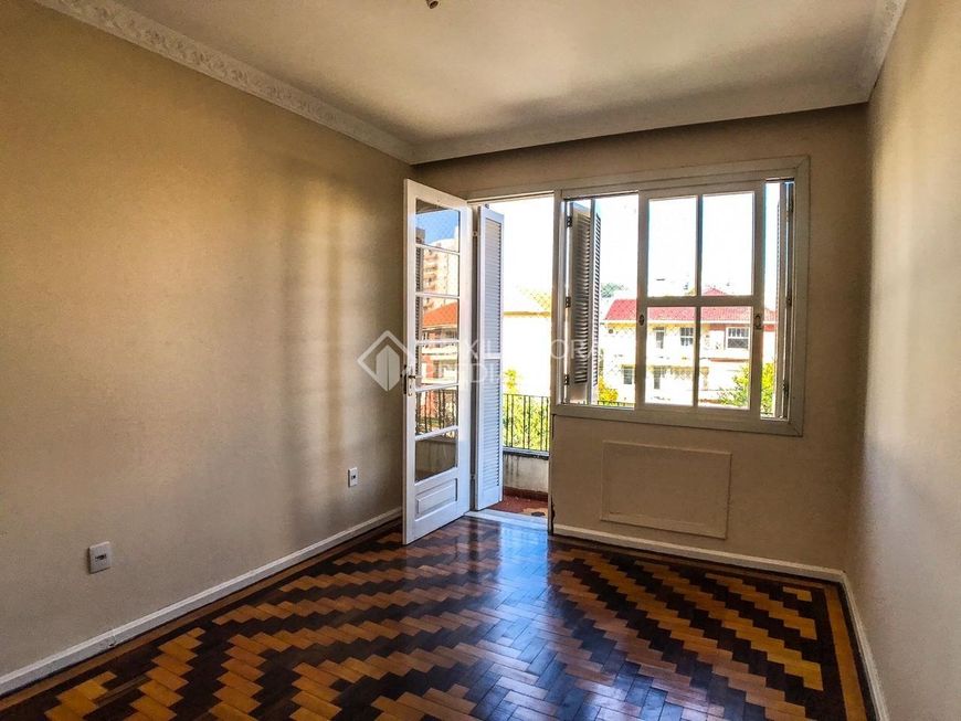 Apartamento de 3 dormitórios no Menino Deus