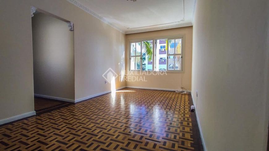 Apartamento de 3 dormitórios no Menino Deus