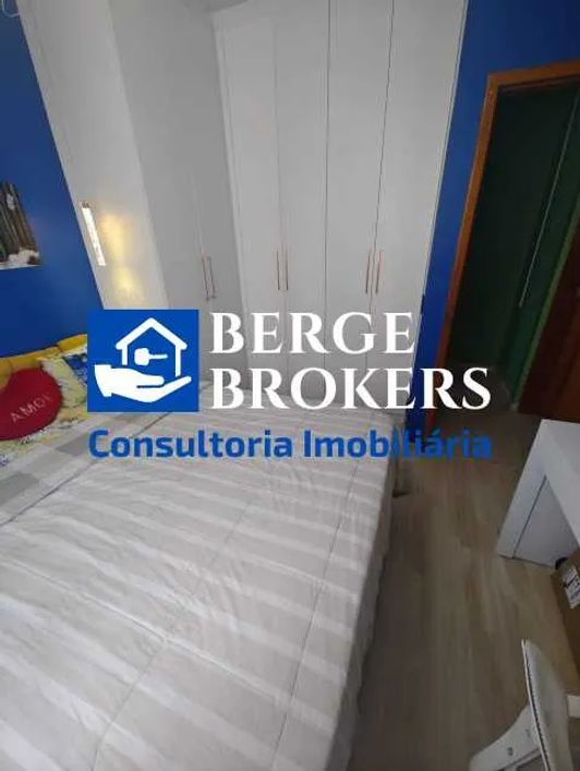 Maravilhoso 2 quartos com VAGA REFORMADO EM VILA ISABEL