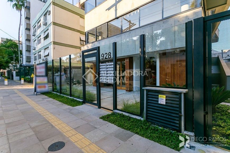 APARTAMENTO ALTO PADRÃO 03 DORMITÓRIOS 02 VAGAS NO MENINO DEUS