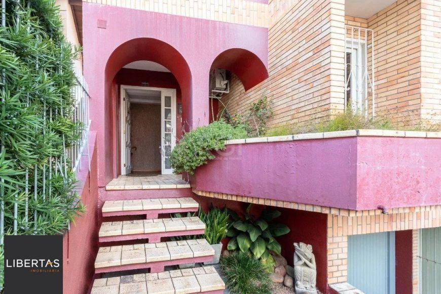 Casa para Venda - 226.96m², 3 dormitórios, sendo 2 suites, 3 vagas - Jardim Isab