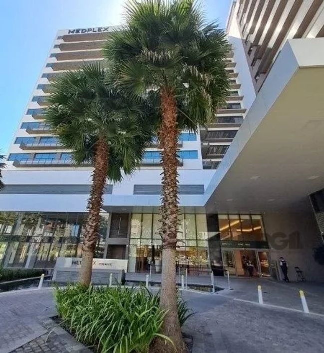 (EM BREVE FOTOS ATUALIZADAS ) Sala Comercial com 35² no MEDPLEX Assis Brasil ! Belíssima sala comerc