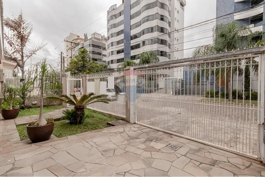 "Sonhe Alto: Casa de 232m² no Jardim Itu Sabará"