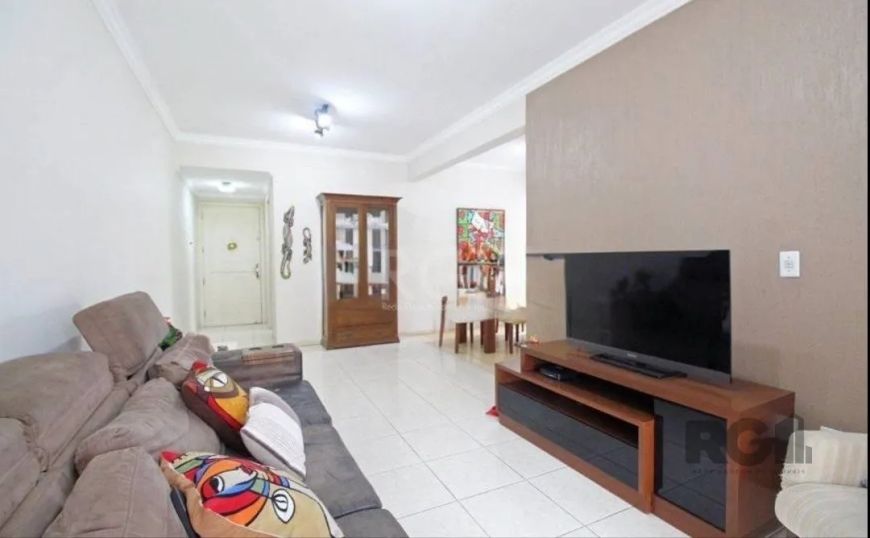 Ótimo apartamento 4 dormitórios, 1 suíte, 112 m2 de área privativa, 1 vaga de garagem no Bairro Chac