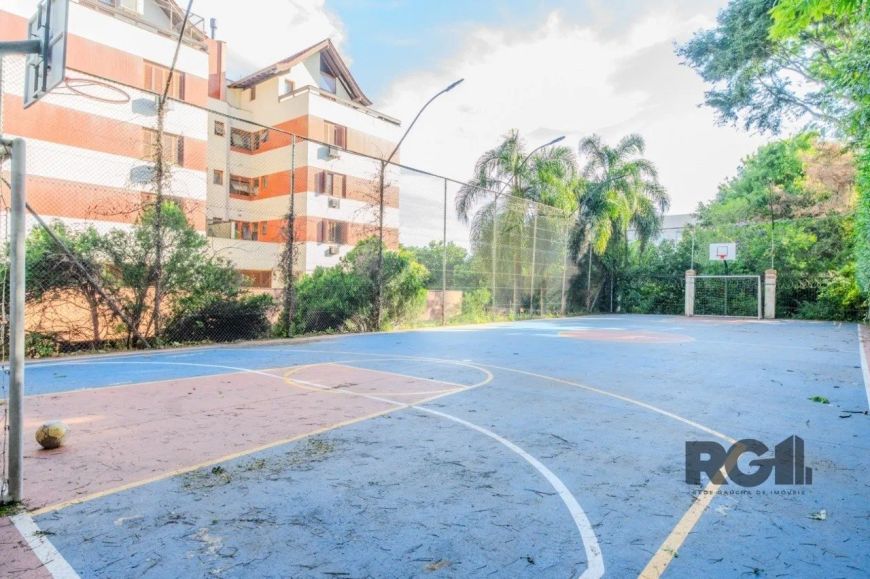 Cobertura com 3 quartos, 2 suítes, 3 vagas de garagem, no bairro Ipanema, Porto Alegre/RSEsta ampla