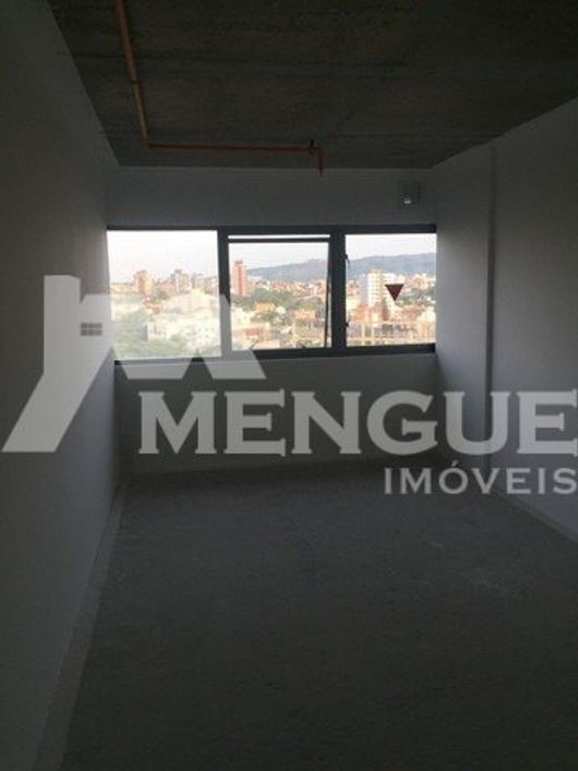 Sala Comercial em condomínio à venda no bairro São Sebastião em Porto Alegre com 24m² por R$ 297.000