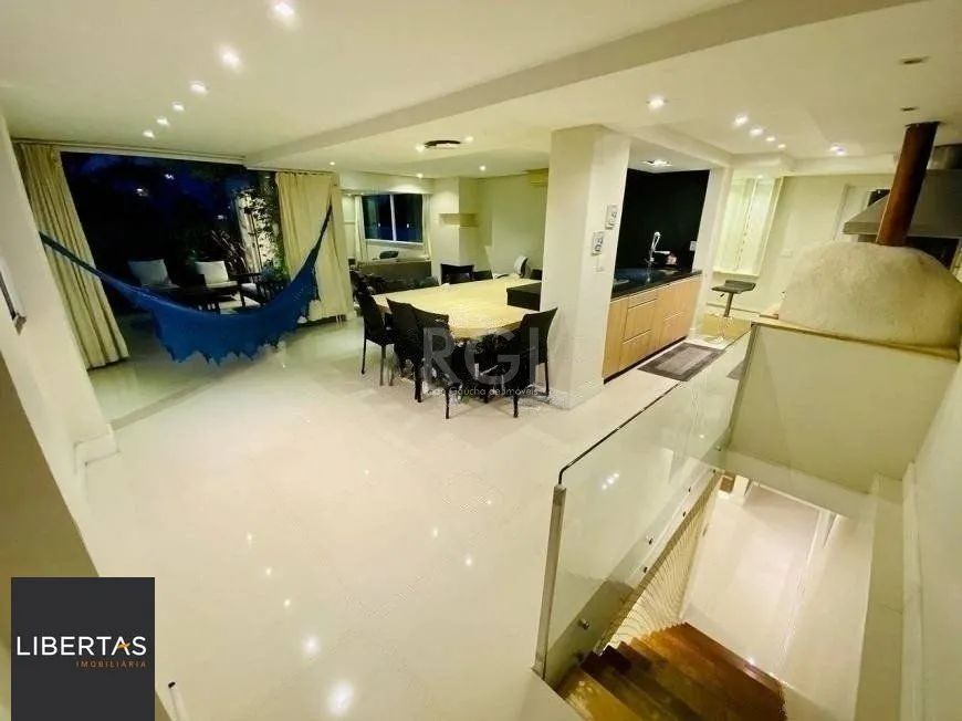Cobertura de 171m², Bairro São João