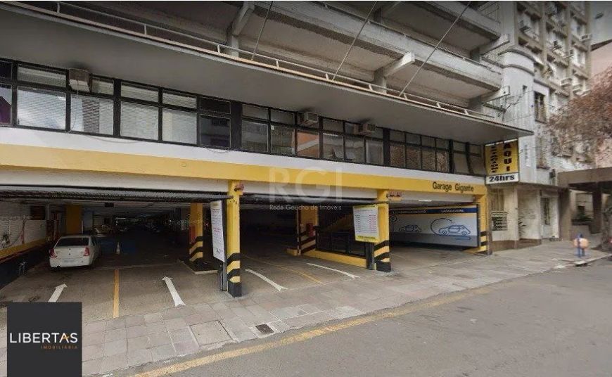 Box de garagem no Edifício Gigante no Centro