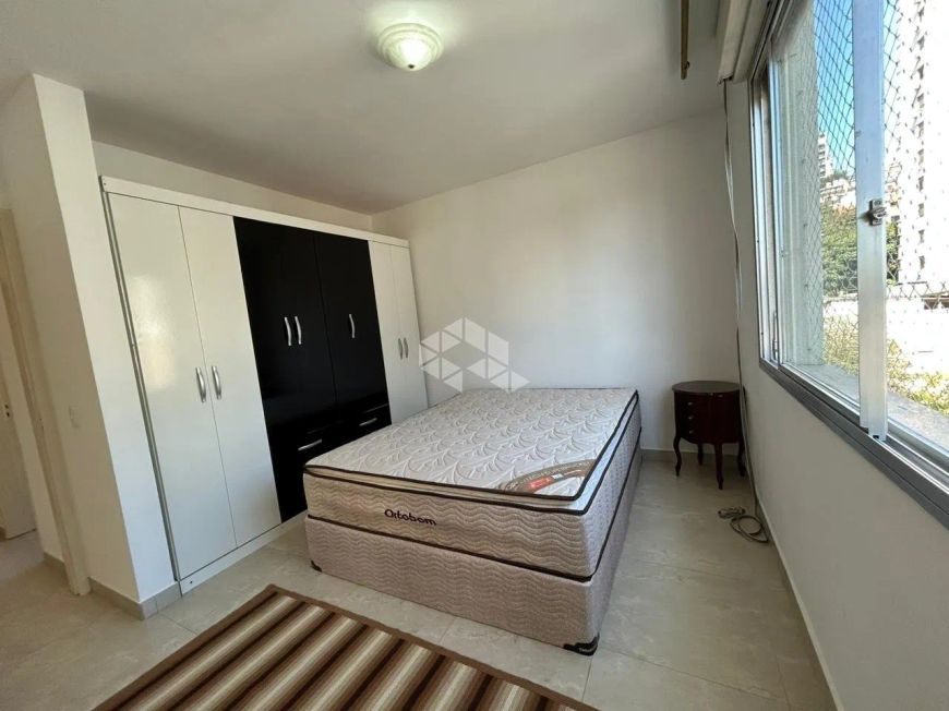 Apartamento em Mont Serrat