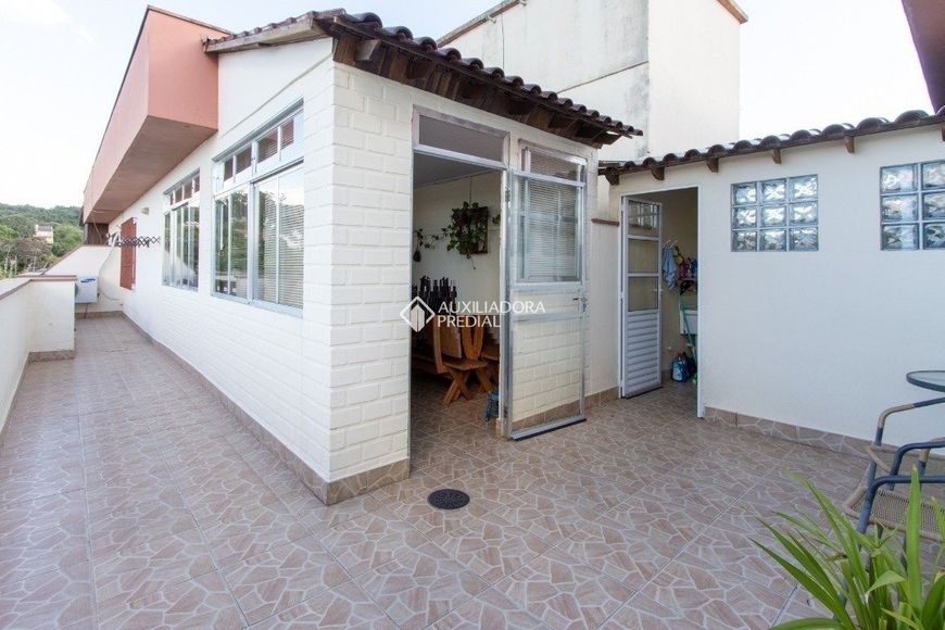 Cobertura com 3 quartos no bairro Tristeza