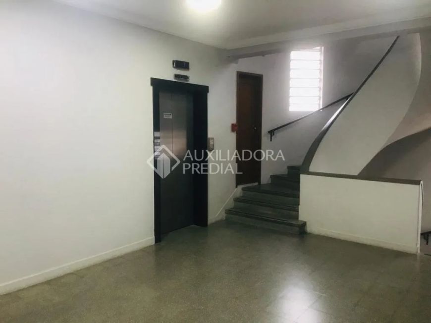 SALAS COMERCIAIS(4), ESPAÇO PARA REUNIÃO, ANDAR ALTO