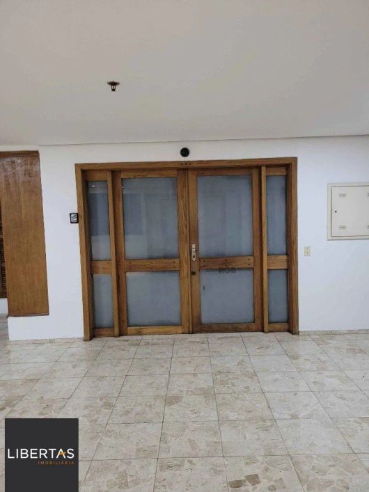 Sala por R$ 980.000,00 na Av. Farrapos nº235 - Floresta - Porto Alegre