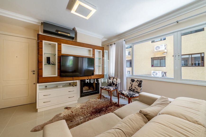 Apartamento de 2ormitórios no bairro Mont Serrat