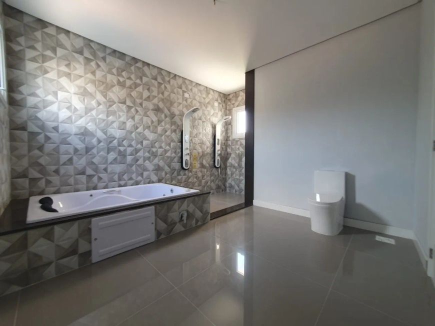 Casa 4 dormitórios no Condomínio Alphaville - Toscana em Porto Alegre