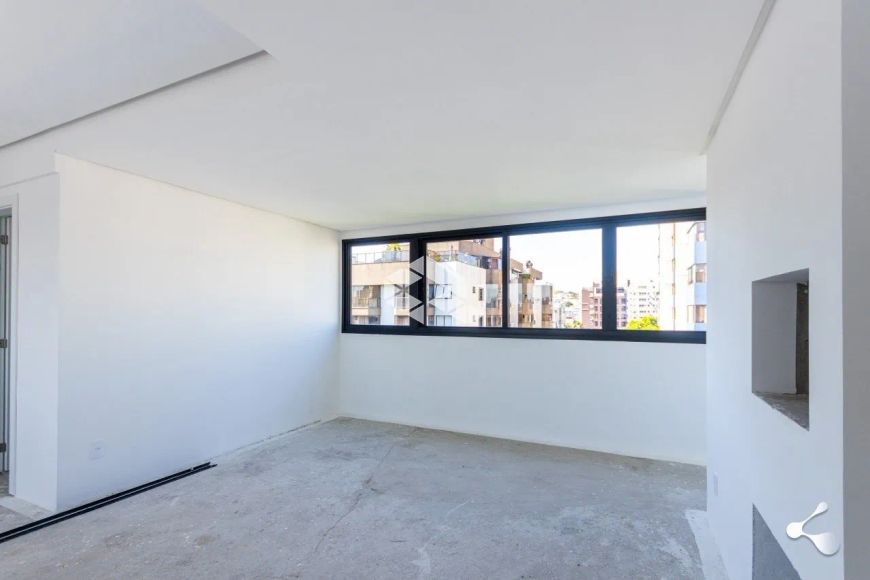 Apartamento de dois dormitórios com duas garagem