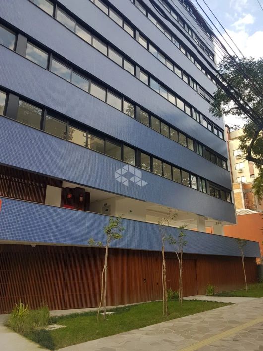Apartamento de dois dormitórios com duas garagem