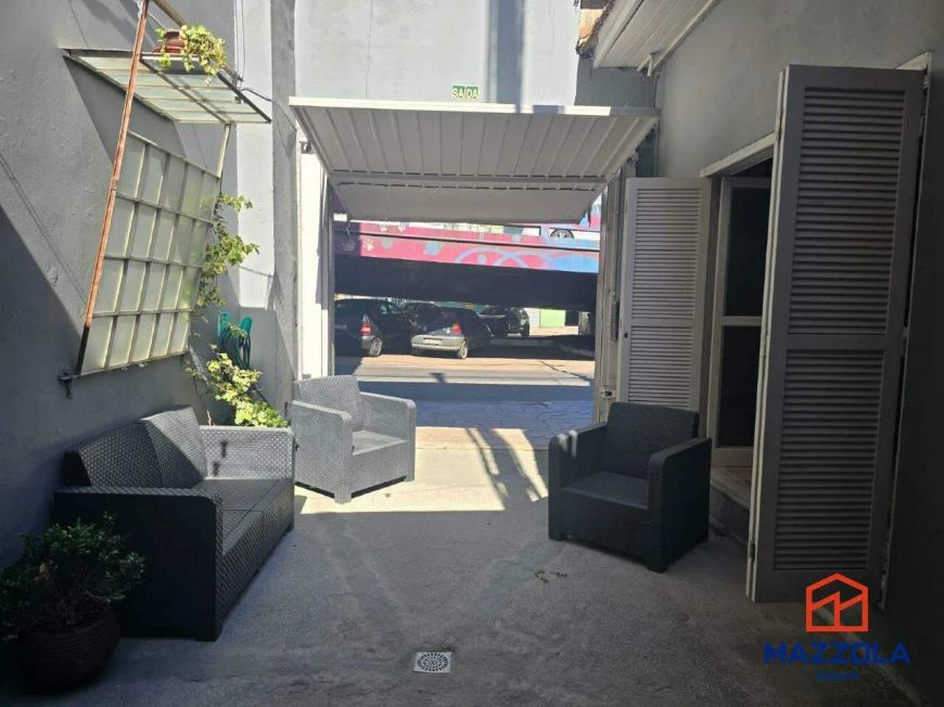 Casa Comercial à venda, 2 vagas, Santa Cecília - Porto Alegre/RS