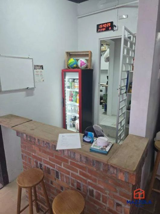 Casa Comercial à venda, 2 vagas, Santa Cecília - Porto Alegre/RS