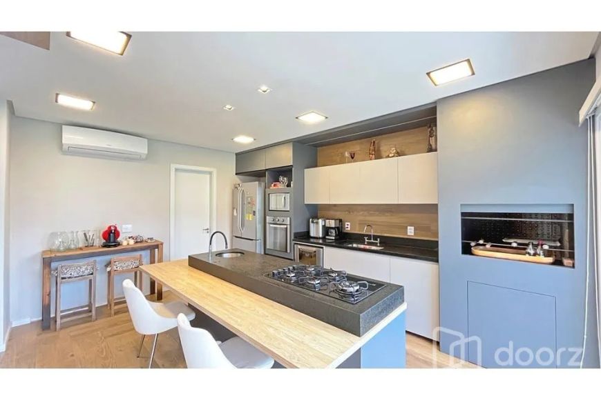 Casa em Condomínio em Hípica com 174 m² , 3 quarto(s) , 1 suíte(s) , 2 vaga(s).