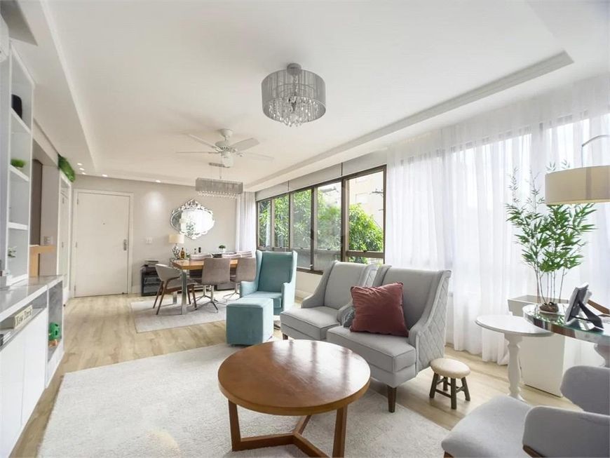 Apartamento Garden com129,36 m2 privativos, 03 dorms, 2 vagas individuais!