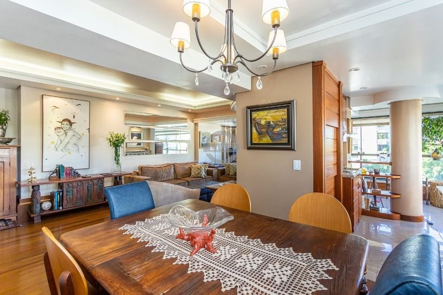 Apartamento de 3 dormitórios de alto padrão no Moinhos de Vento!