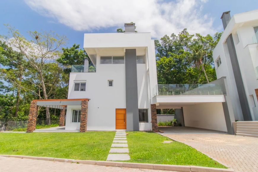 Casa em condomínio à beira do Guaíba